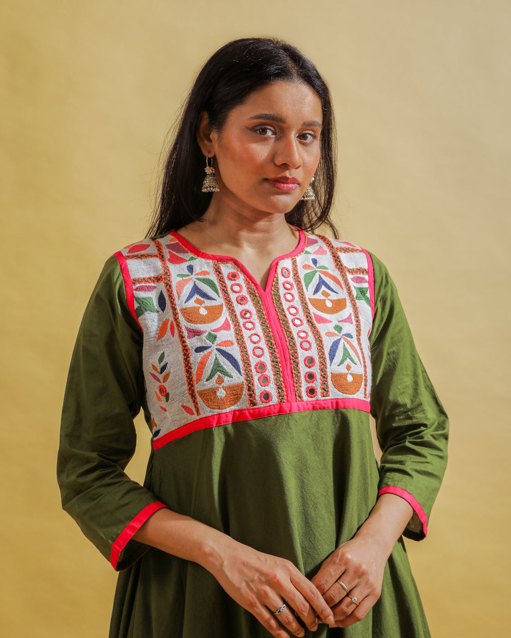 Olive Green Kurta Set with Contrast Dupatta