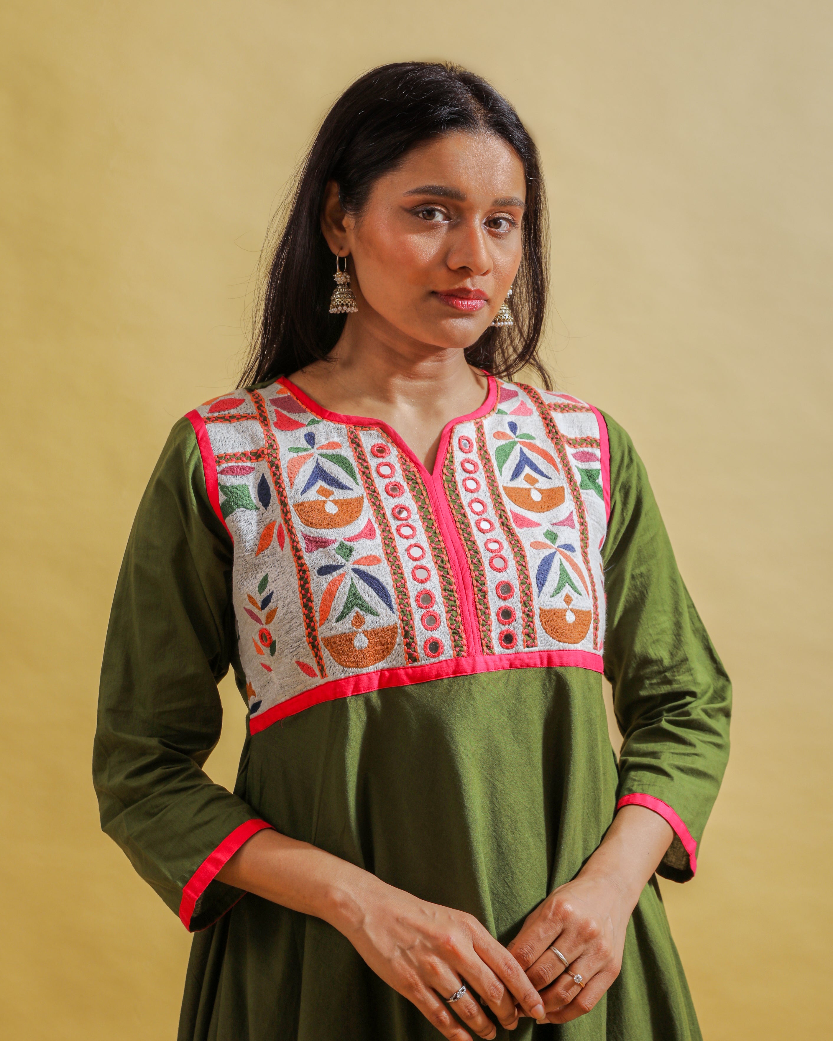 Olive Green Kurta Set with Contrast Dupatta