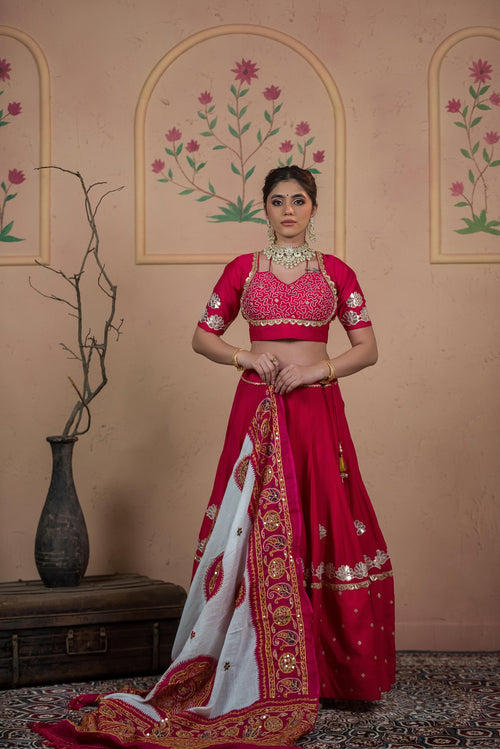 Gulabi Gaurav Chaniya Choli Set