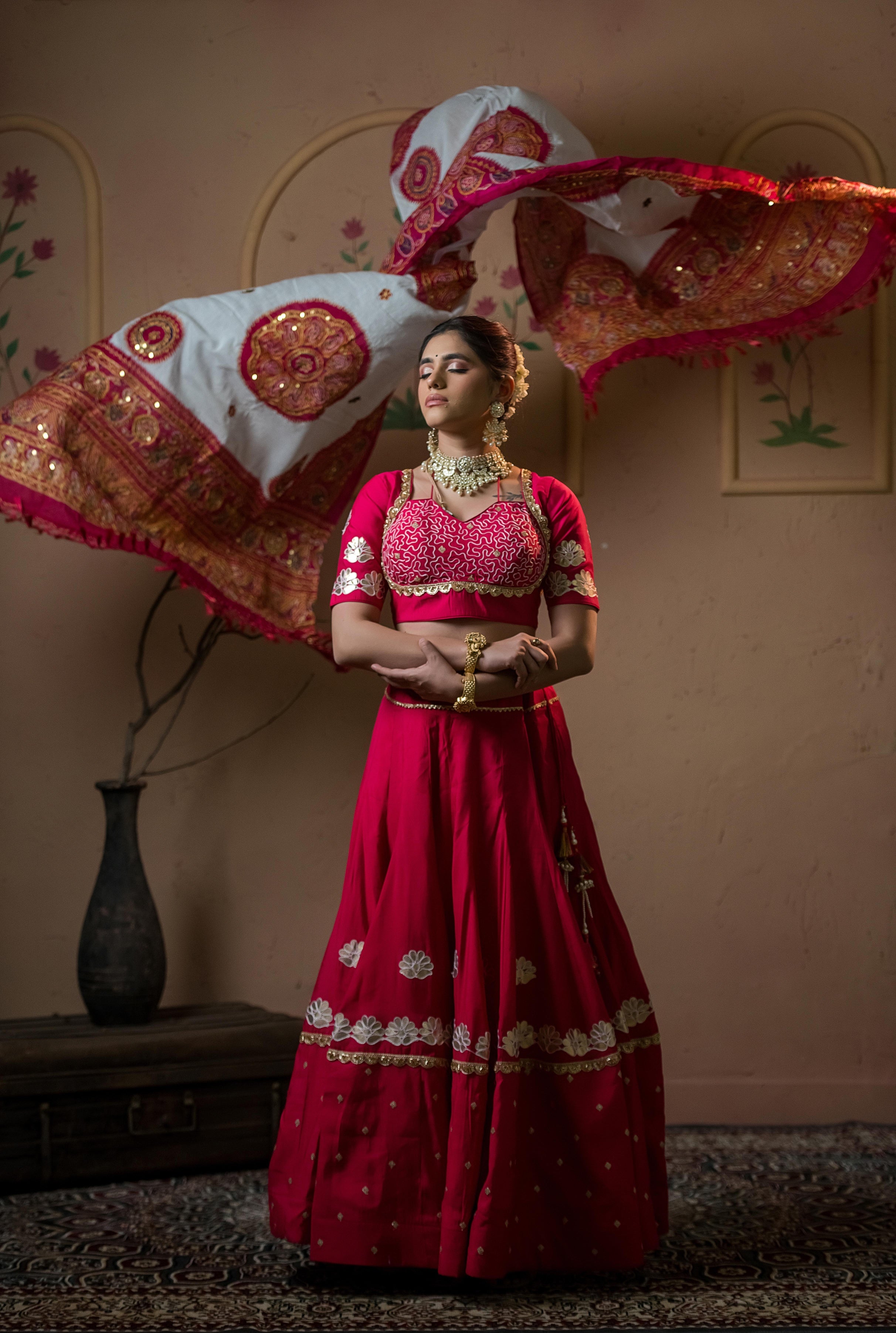Gulabi Gaurav Chaniya Choli Set