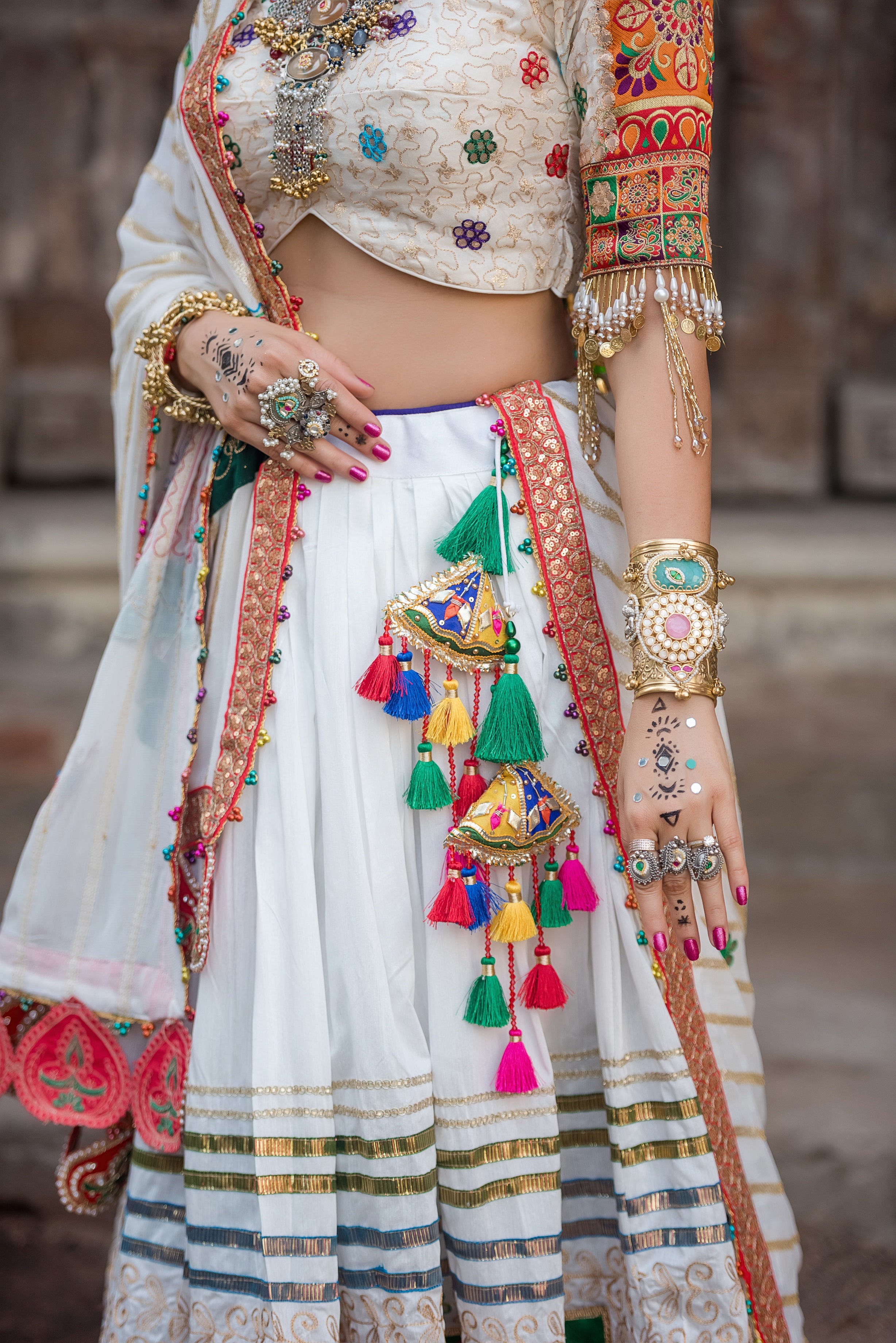 Shwet Rang Chaniya Choli Set