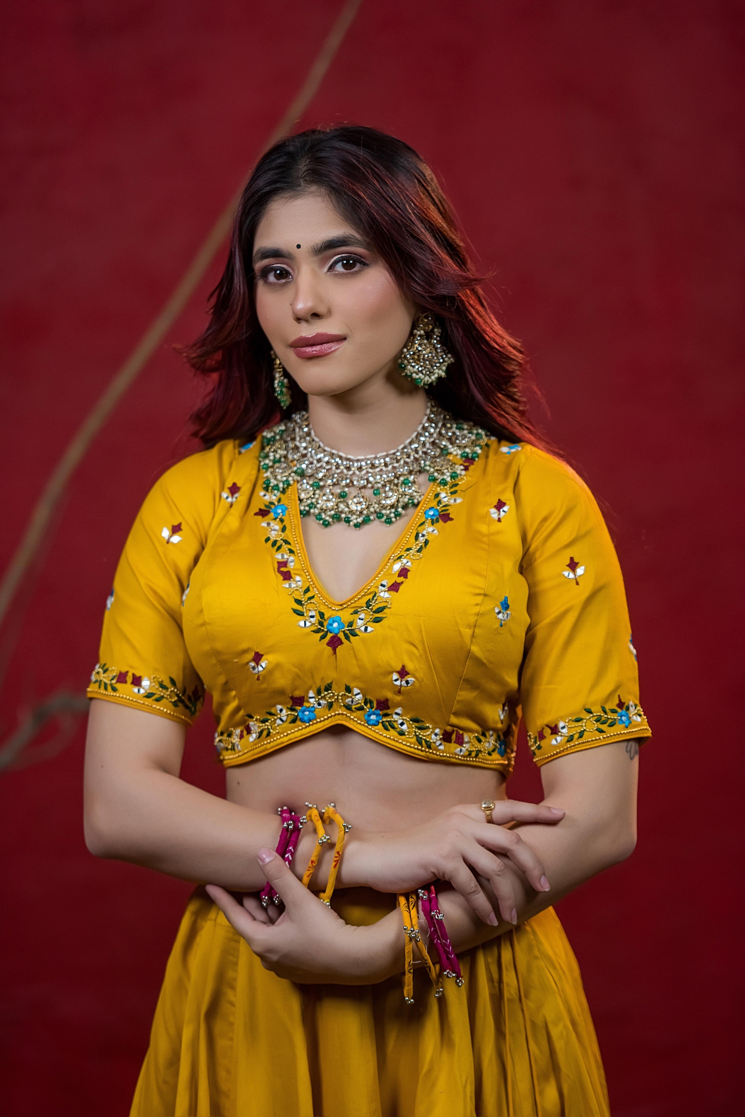 Kesariya Garba Chaniya Choli Set