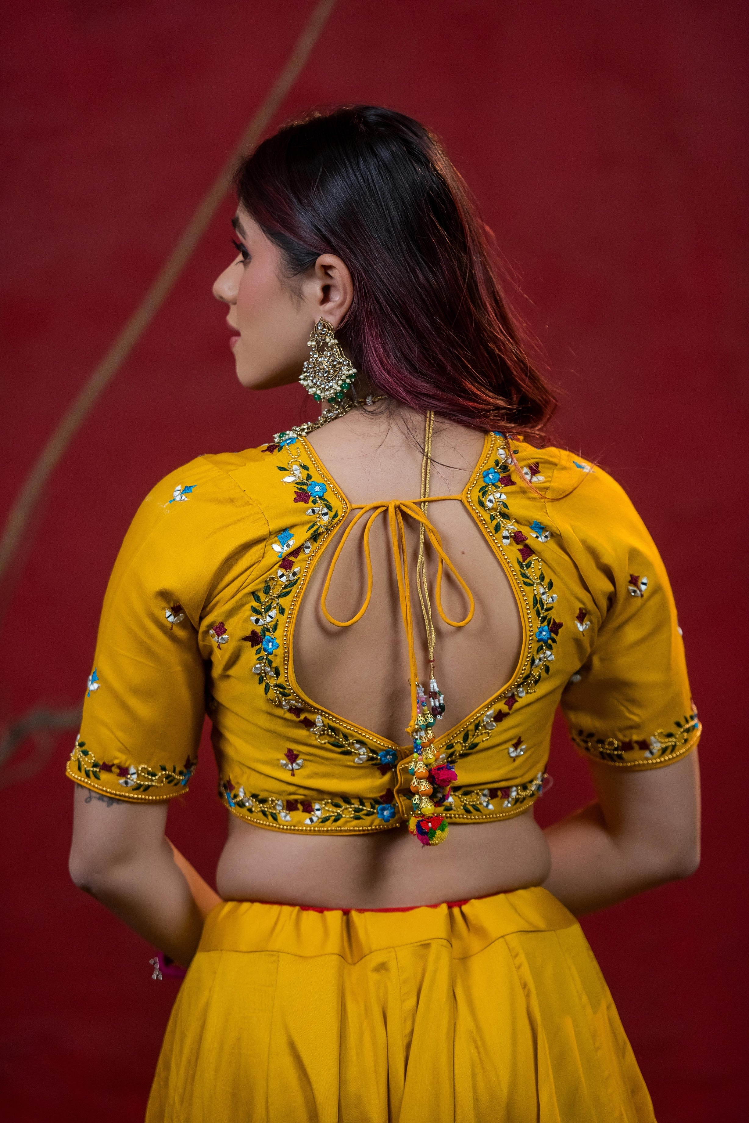 Kesariya Garba Chaniya Choli Set