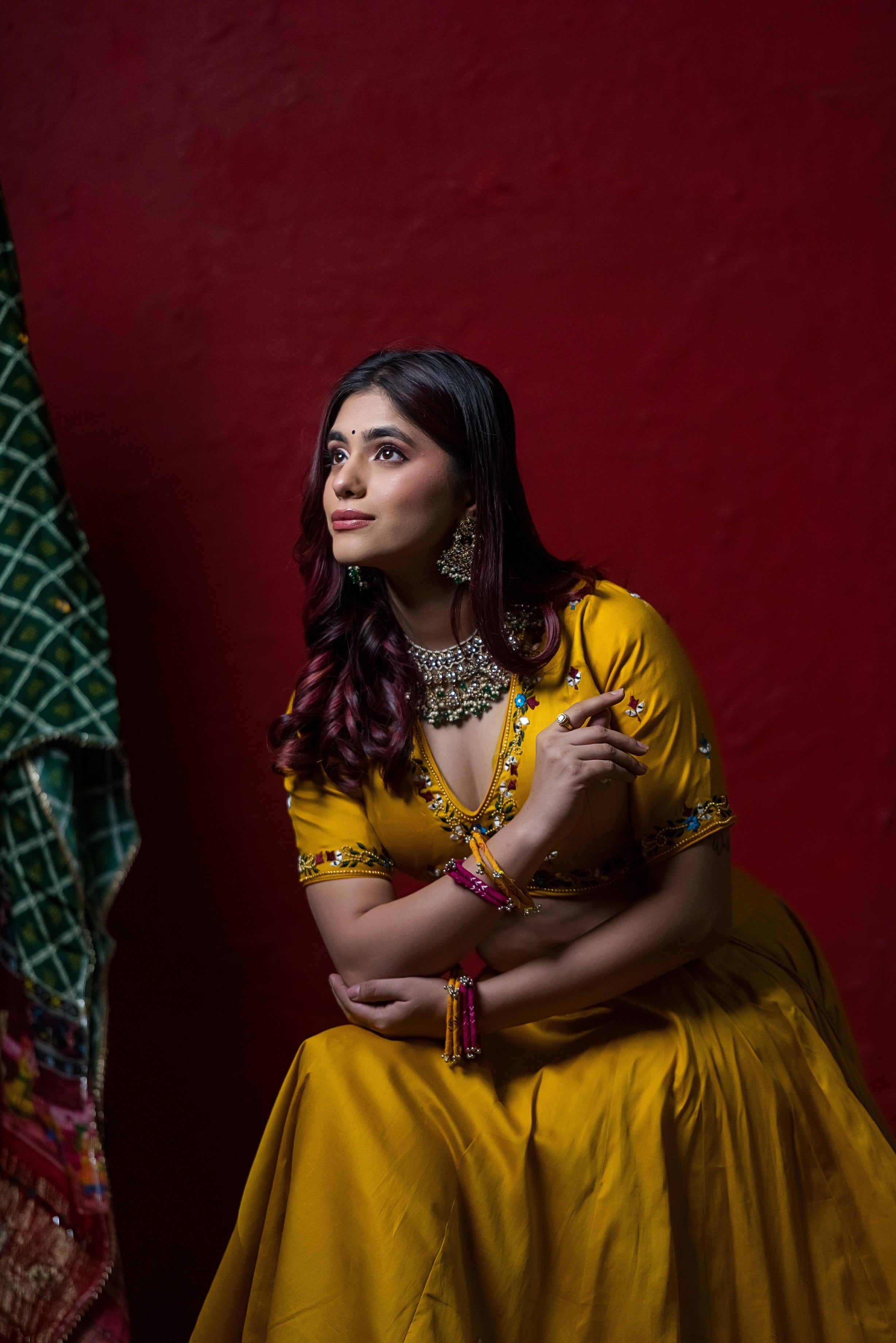 Kesariya Garba Chaniya Choli Set